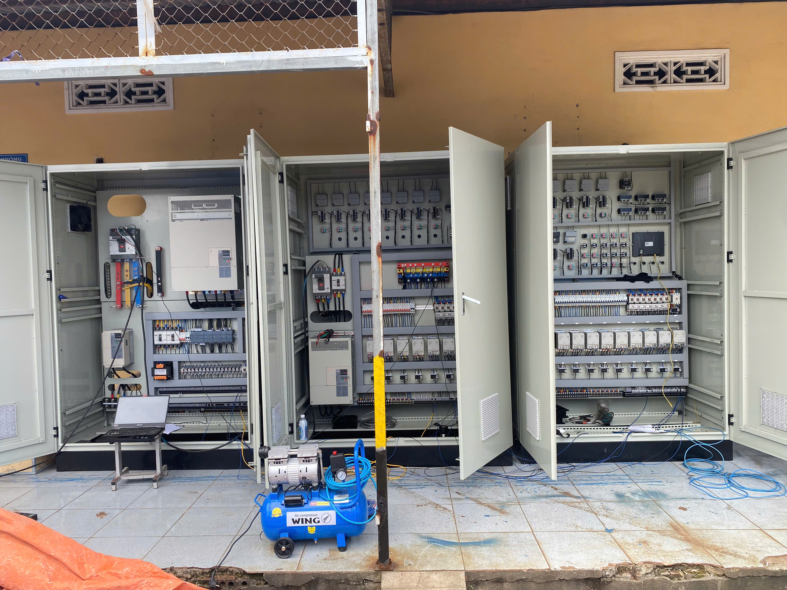 HỆ THỐNG TỦ ĐIỆN DÂY CHUYỀN BỌC CÁP ĐIỆN 120 NHÀ MÁY CÁP ĐIỆN KEVIN